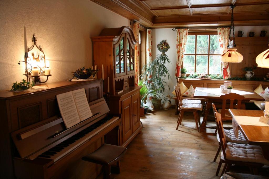 Hotel Allgaeuer Hof Oberstaufen Bagian luar foto